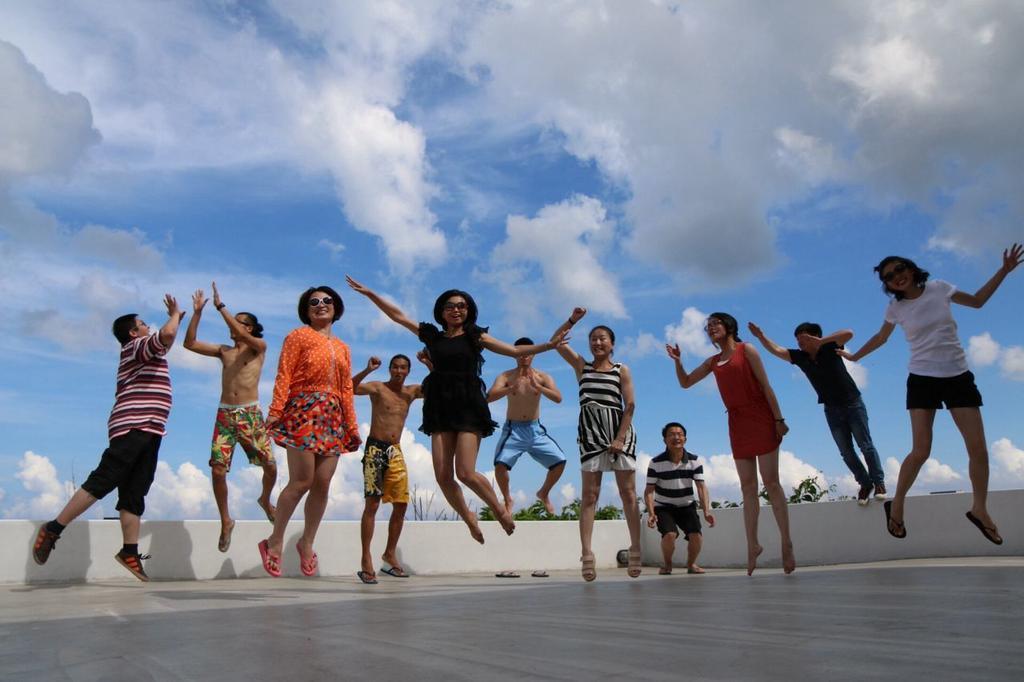 Sea Shore Hotel Manzhou Bagian luar foto
